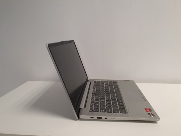 Lenovo IdeaPad 5 14ALC05 - Image 4