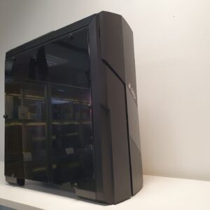 Gaming lauaarvuti i7
